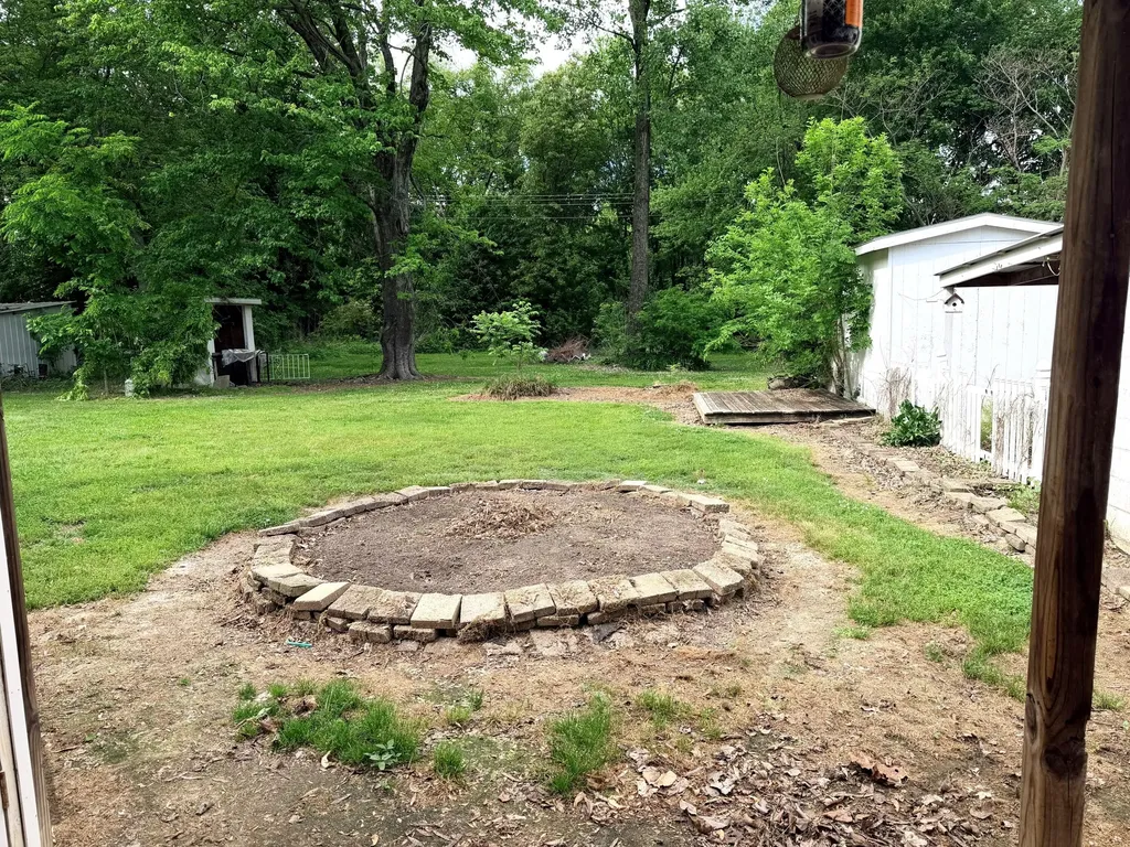 12901 Woodville Road West Paducah KY 42086