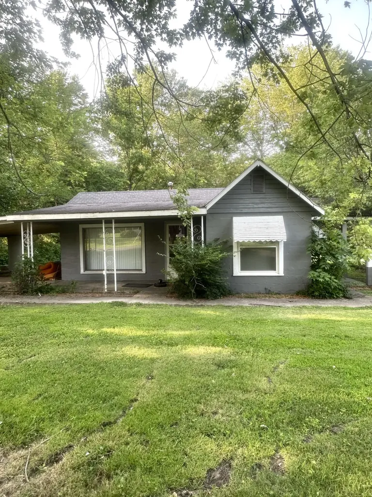 12901 Woodville Road West Paducah KY 42086