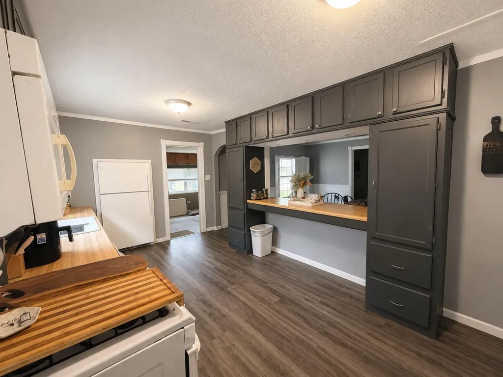 12901 Woodville Road West Paducah KY 42086