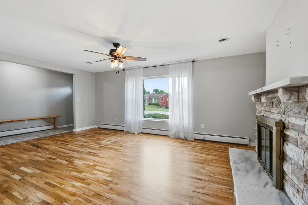 207 Bellwood Court Frankfort KY 40601