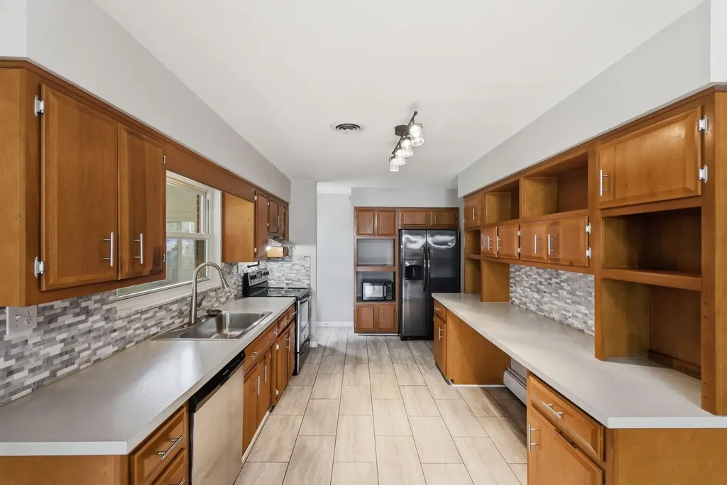 207 Bellwood Court Frankfort KY 40601