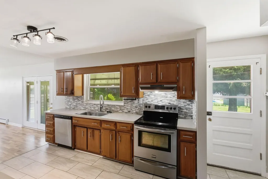 207 Bellwood Court Frankfort KY 40601