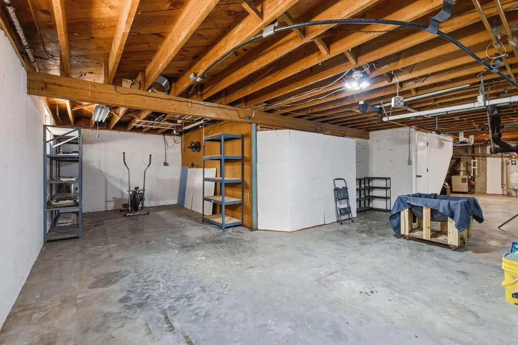 207 Bellwood Court Frankfort KY 40601