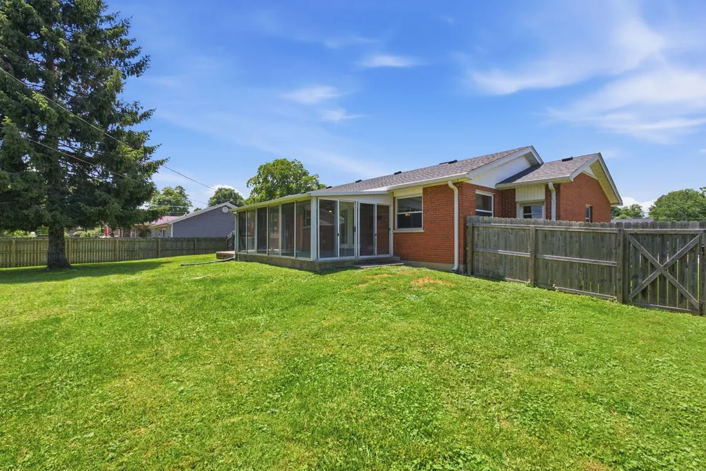 207 Bellwood Court Frankfort KY 40601
