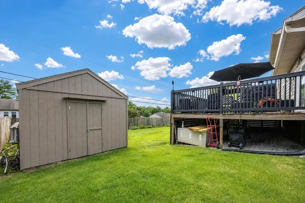 111 Westridge Lane Paris KY 40361