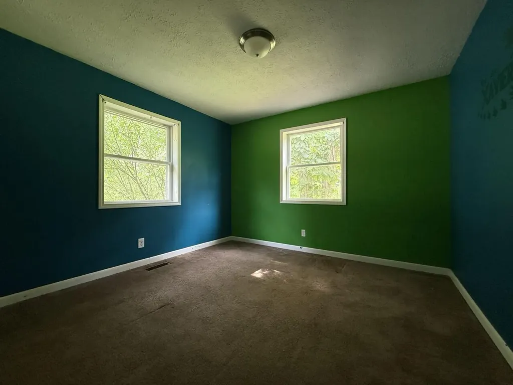 2360 2360 Little Hardwicks Creek Road Clay City KY 40312