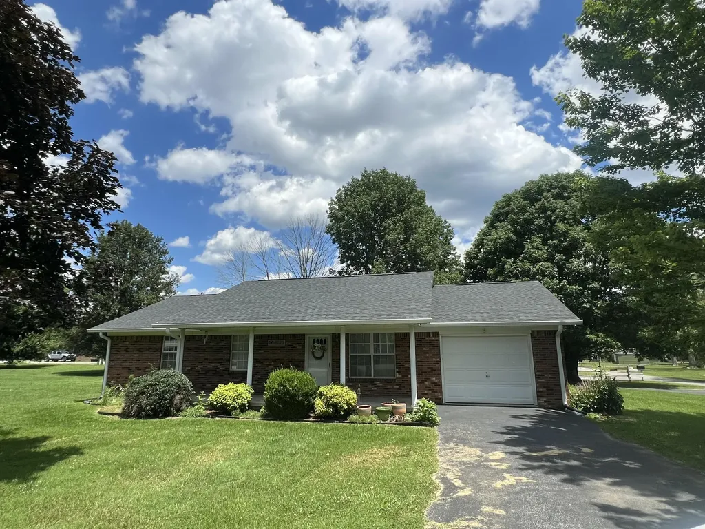 134 Cherokee Avenue Russell Springs KY 42642