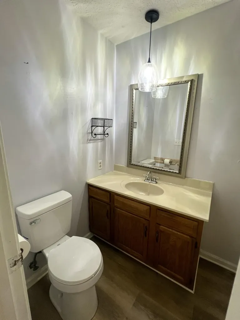134 Cherokee Avenue Russell Springs KY 42642