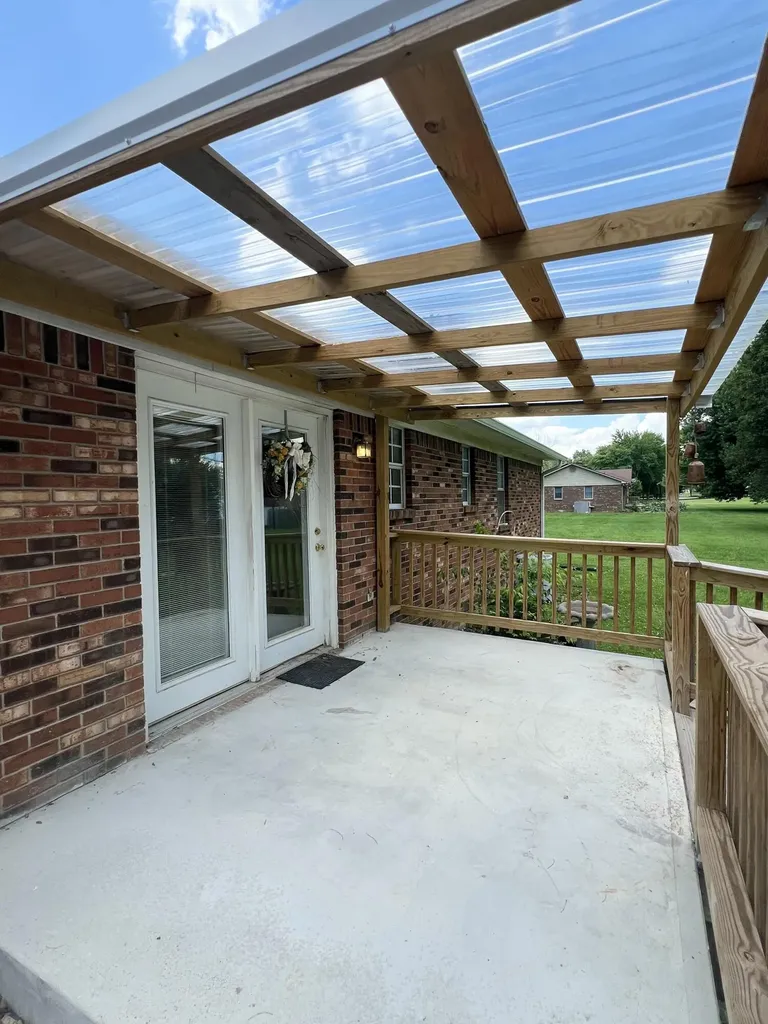 134 Cherokee Avenue Russell Springs KY 42642