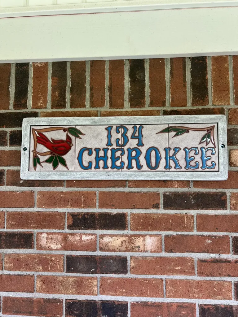 134 Cherokee Avenue Russell Springs KY 42642