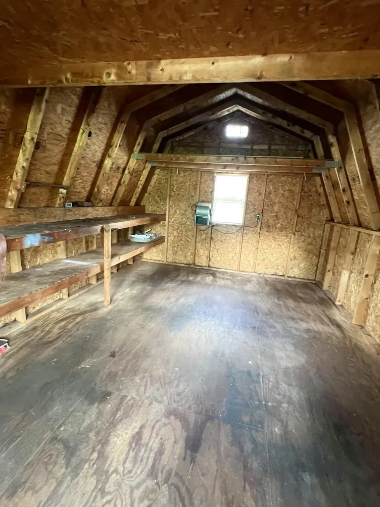 134 Cherokee Avenue Russell Springs KY 42642