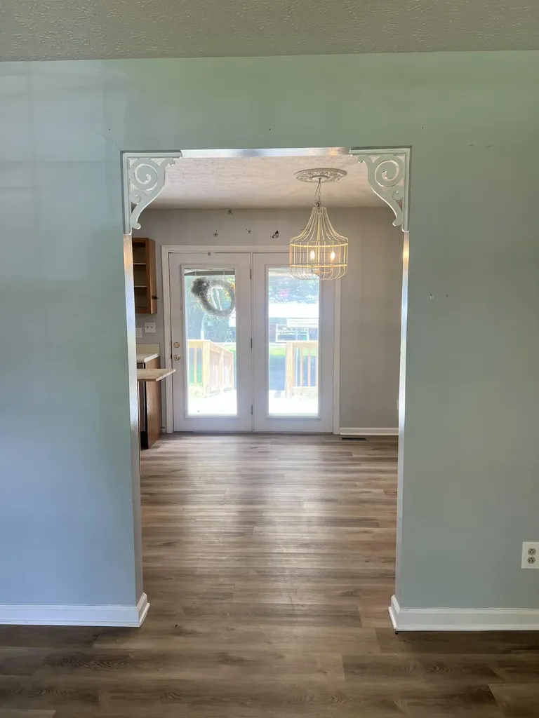 134 Cherokee Avenue Russell Springs KY 42642