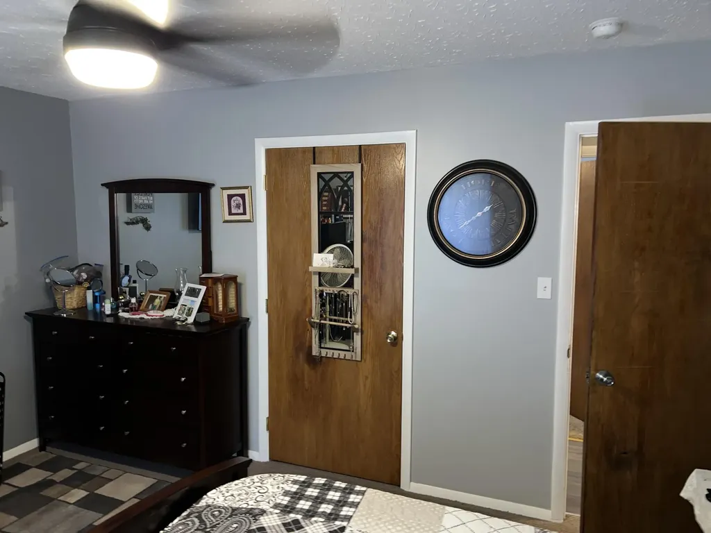 98 Bolton Lane Tollesboro KY 41189