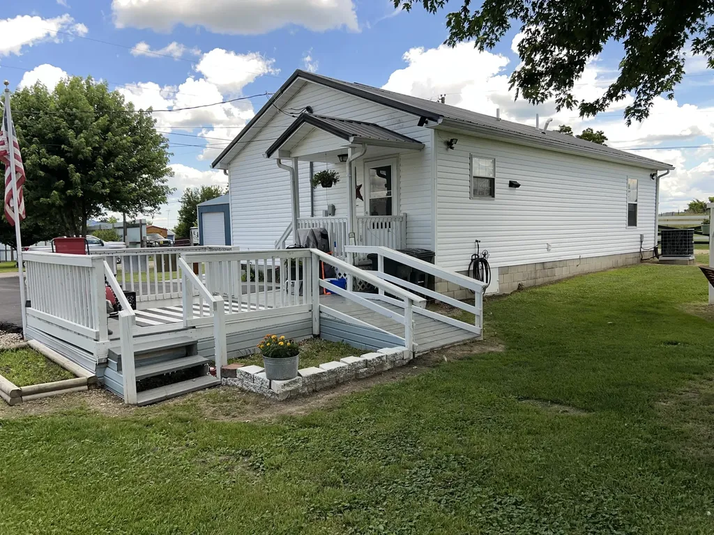 98 Bolton Lane Tollesboro KY 41189