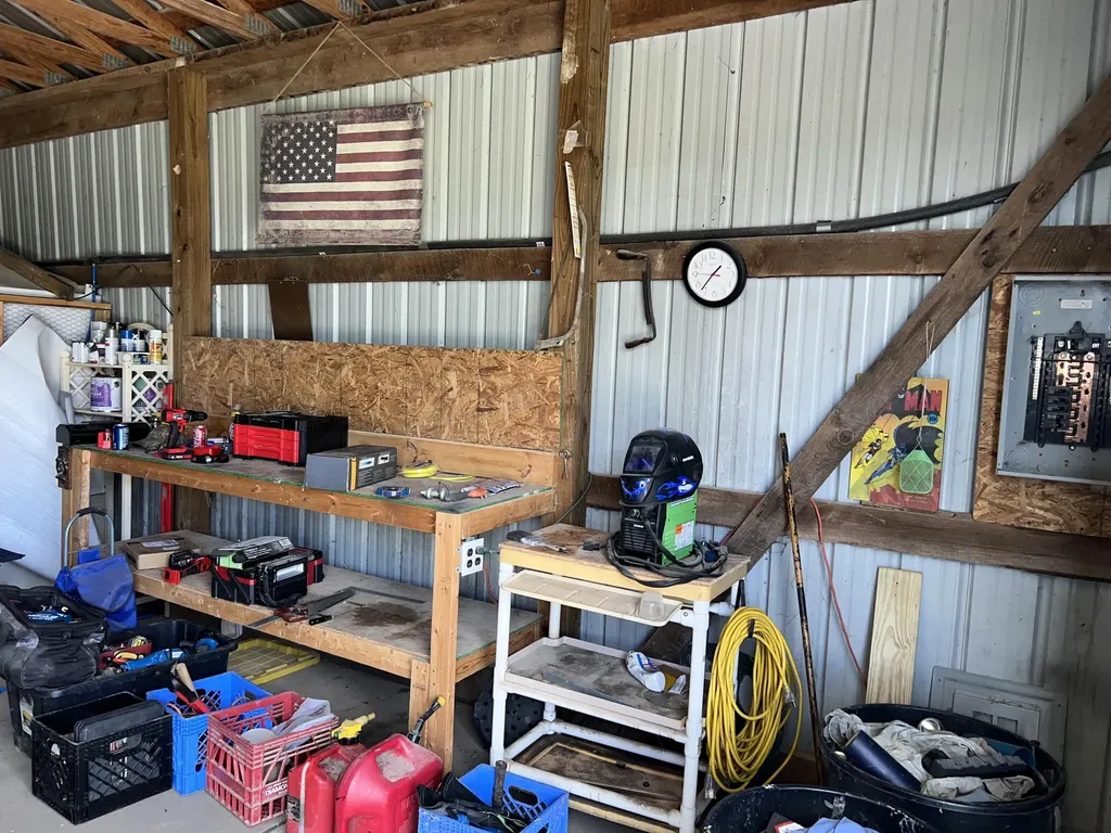 98 Bolton Lane Tollesboro KY 41189