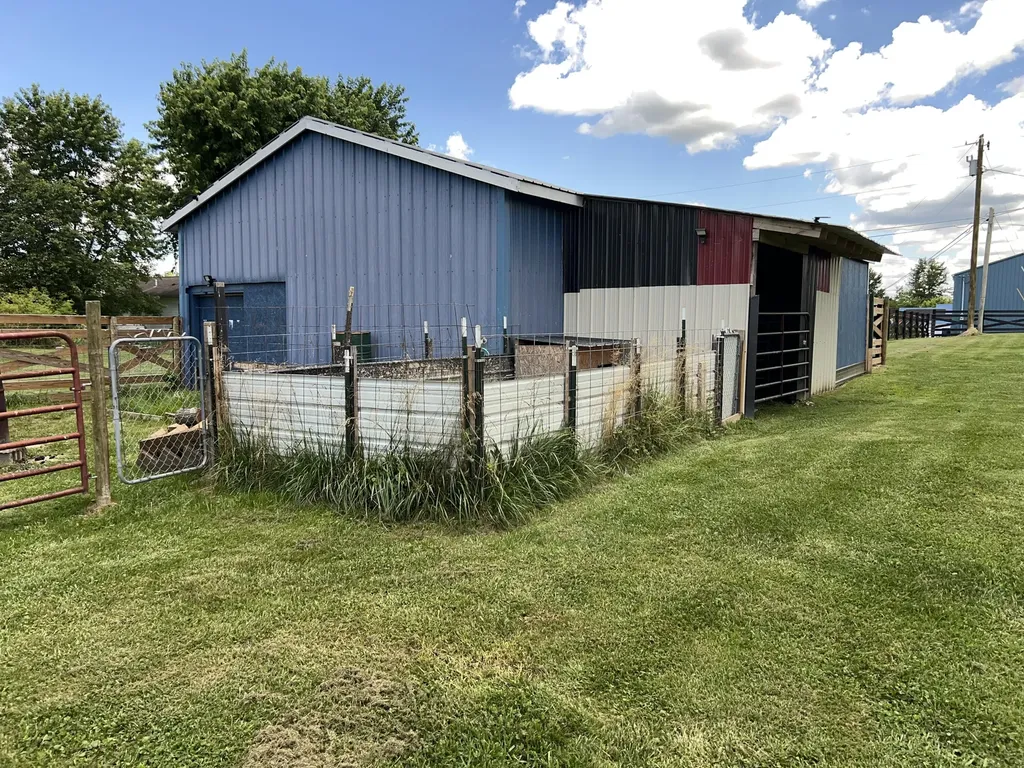 98 Bolton Lane Tollesboro KY 41189
