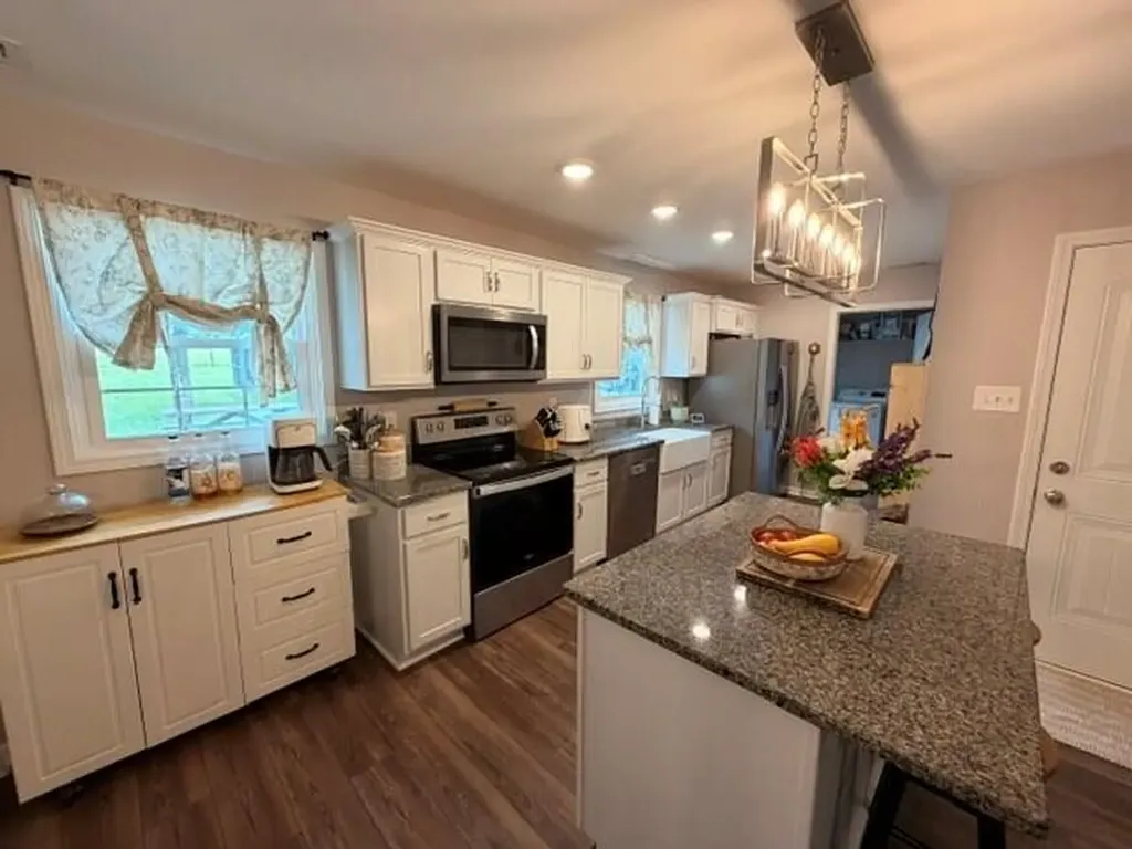 12945 Dawson Springs Road Crofton KY 42217