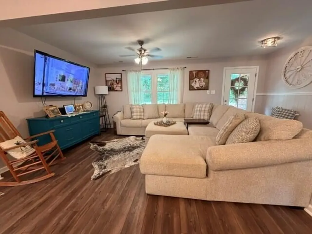 12945 Dawson Springs Road Crofton KY 42217