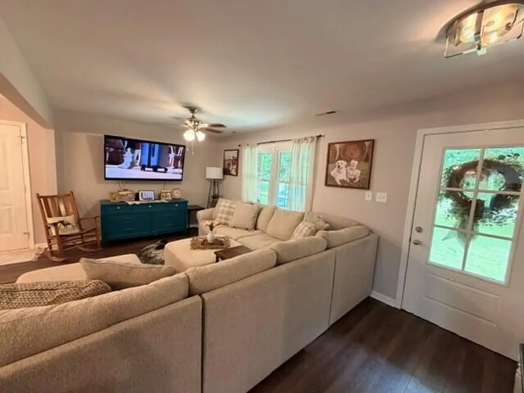 12945 Dawson Springs Road Crofton KY 42217