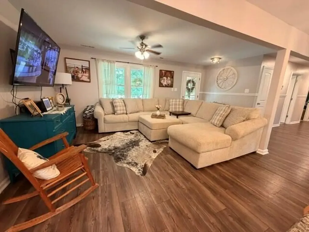 12945 Dawson Springs Road Crofton KY 42217