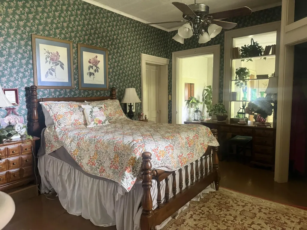 5253 Raymond Road Mays Lick KY 41055