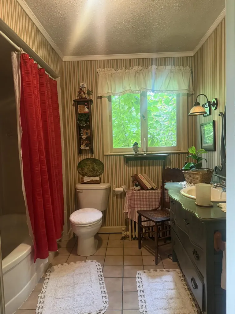5253 Raymond Road Mays Lick KY 41055