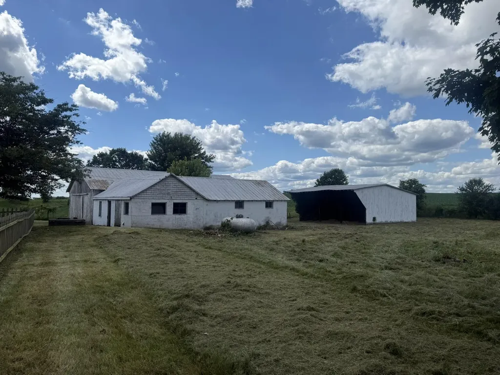 5253 Raymond Road Mays Lick KY 41055