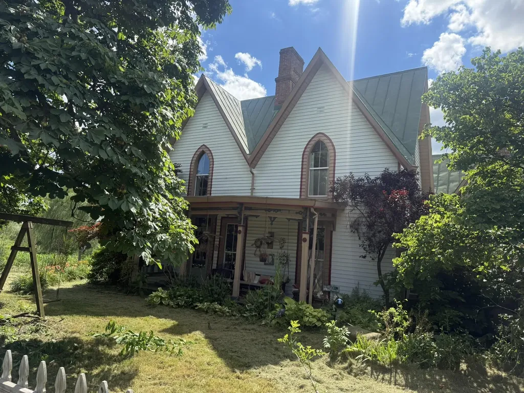 5253 Raymond Road Mays Lick KY 41055