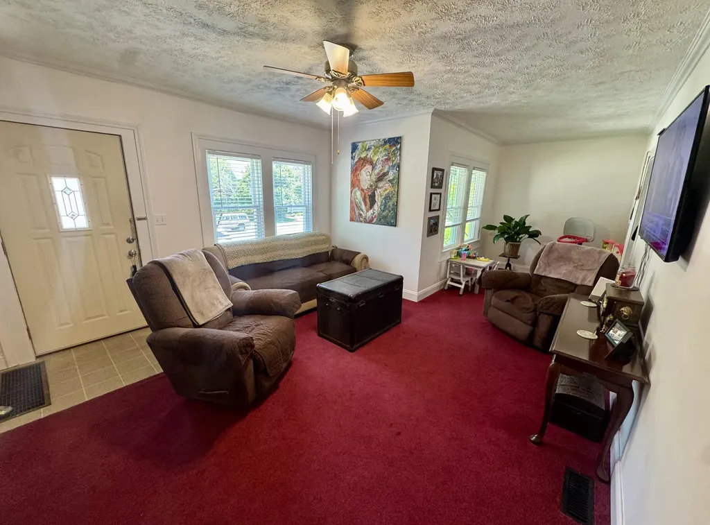 522 W Virginia Pineville KY 40977