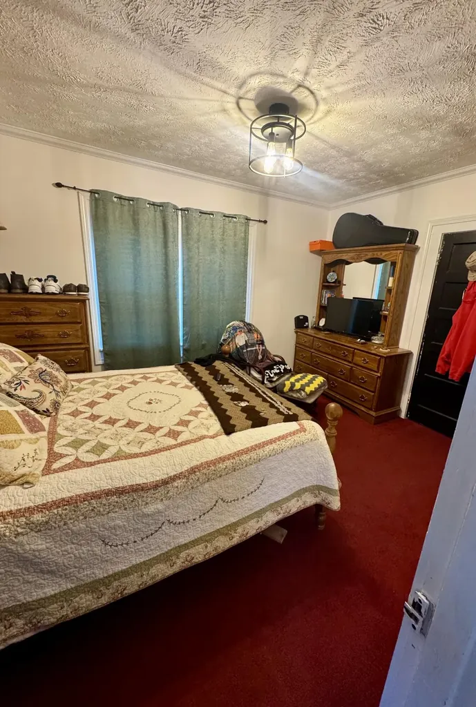 522 W Virginia Pineville KY 40977