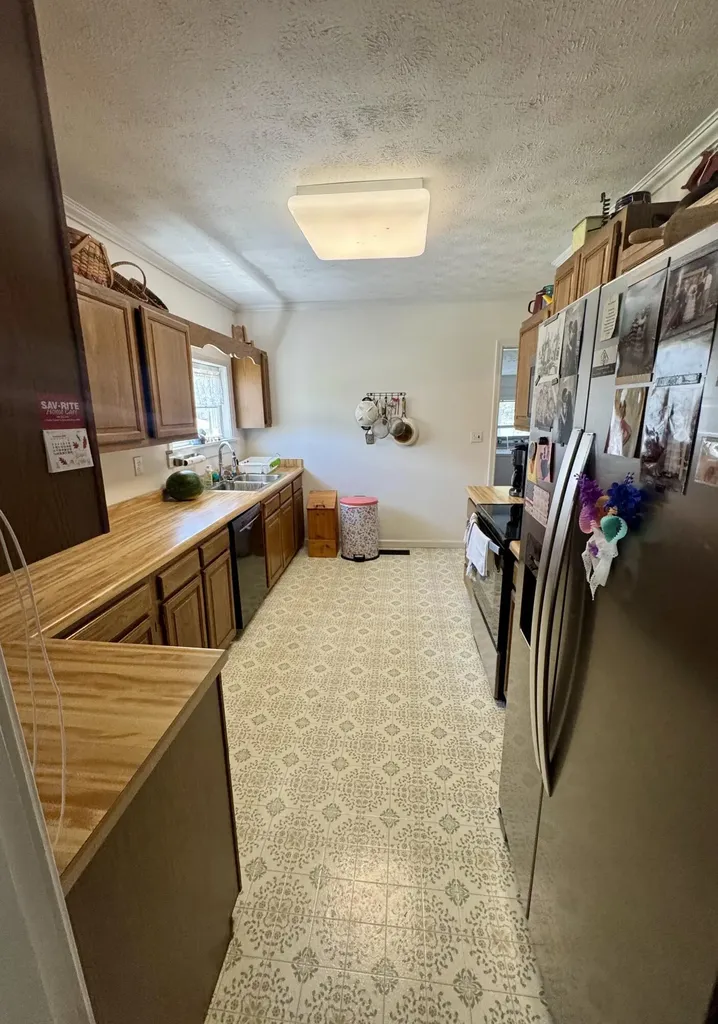 522 W Virginia Pineville KY 40977