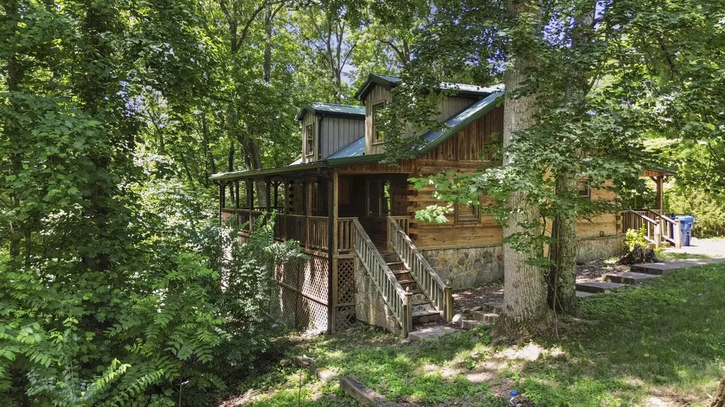 2468 Mill Springs Road Nancy KY 42544