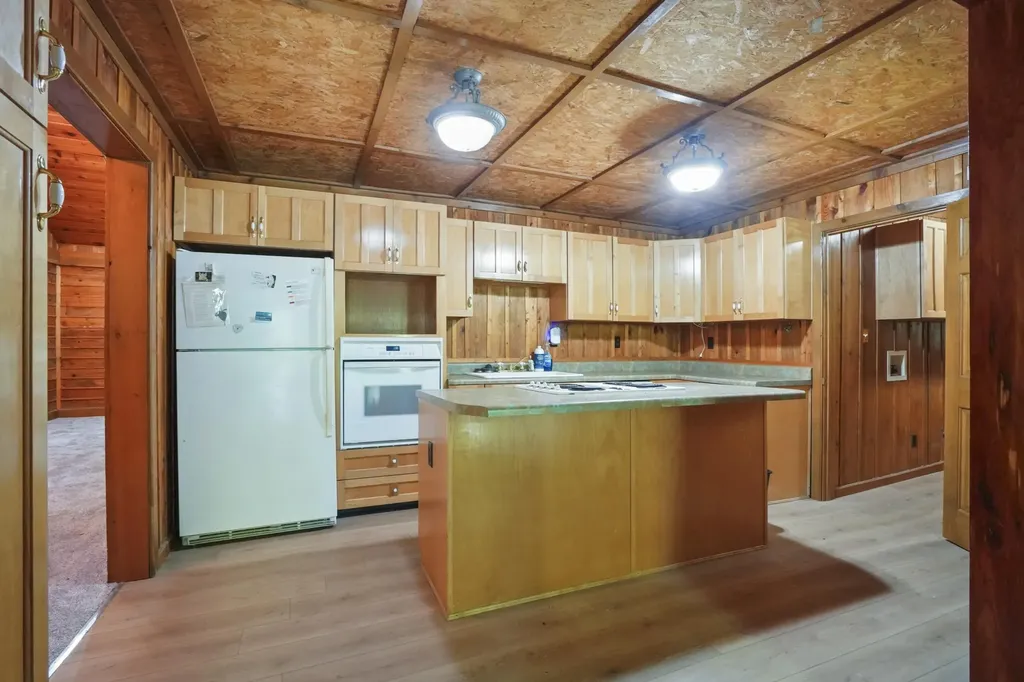 2468 Mill Springs Road Nancy KY 42544