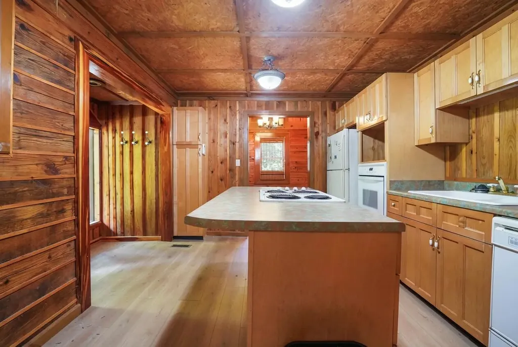 2468 Mill Springs Road Nancy KY 42544