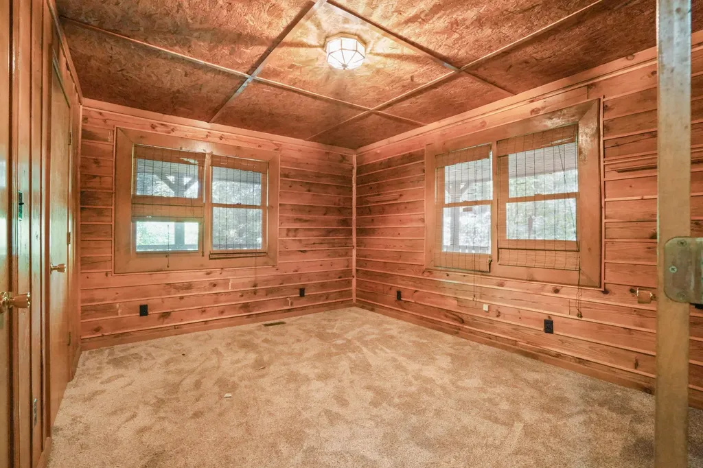2468 Mill Springs Road Nancy KY 42544