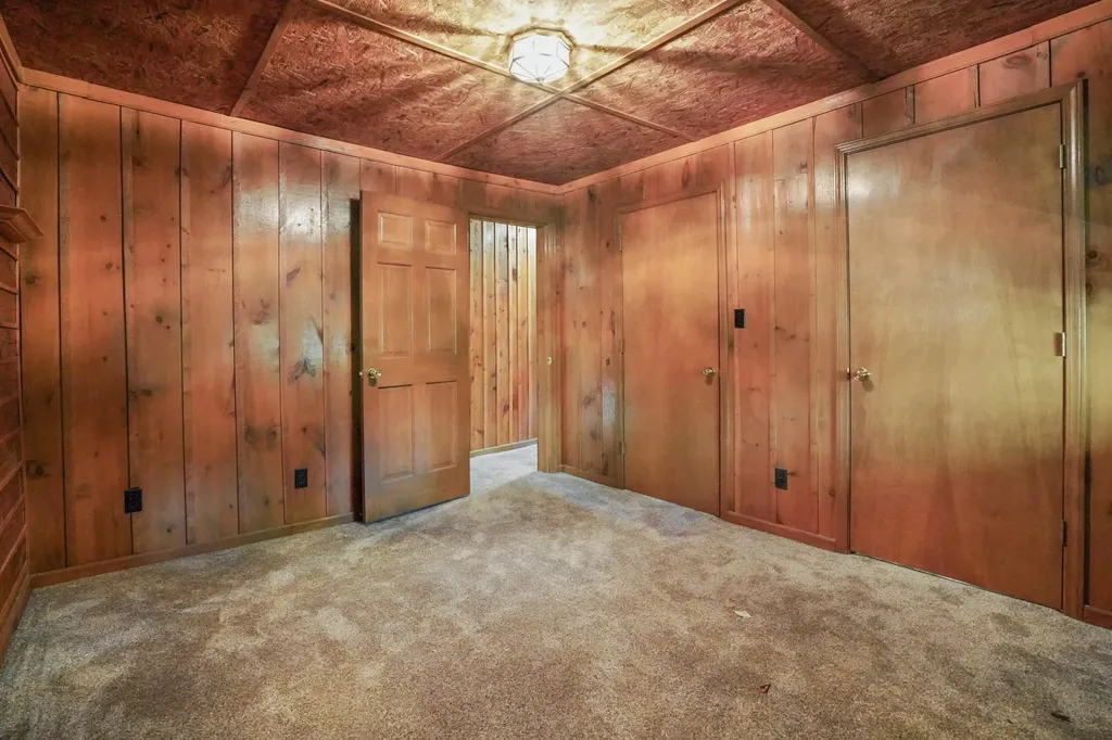 2468 Mill Springs Road Nancy KY 42544