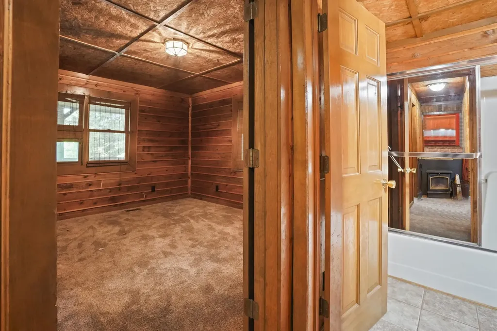 2468 Mill Springs Road Nancy KY 42544