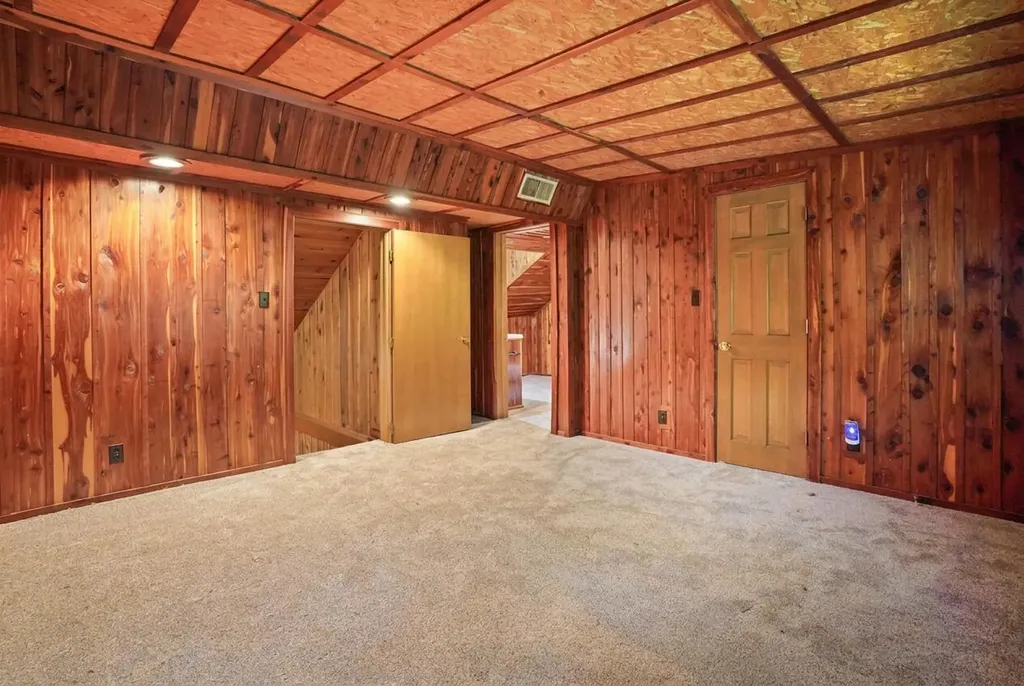 2468 Mill Springs Road Nancy KY 42544