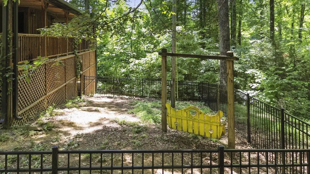 2468 Mill Springs Road Nancy KY 42544