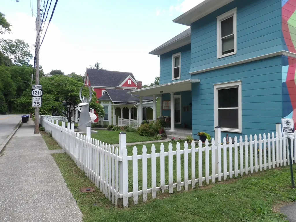 604 Taylor Avenue Frankfort KY 40601