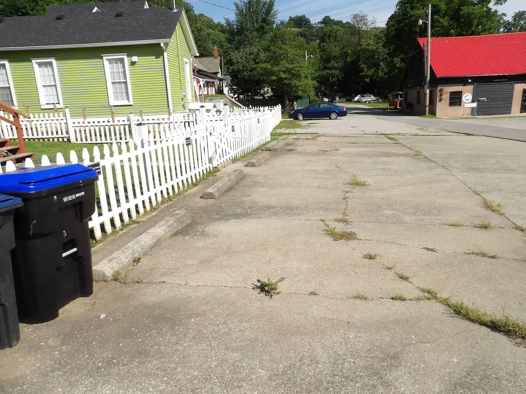 604 Taylor Avenue Frankfort KY 40601