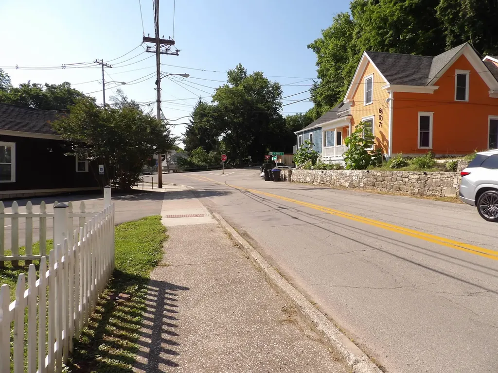 604 Taylor Avenue Frankfort KY 40601