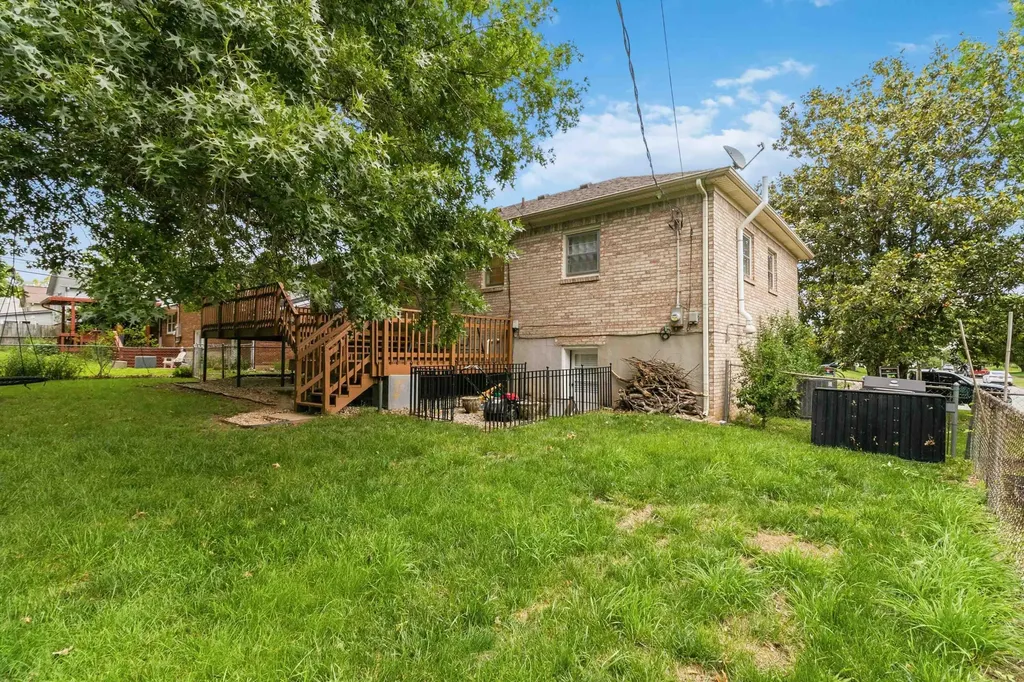3885 Gladman Way Lexington KY 40514