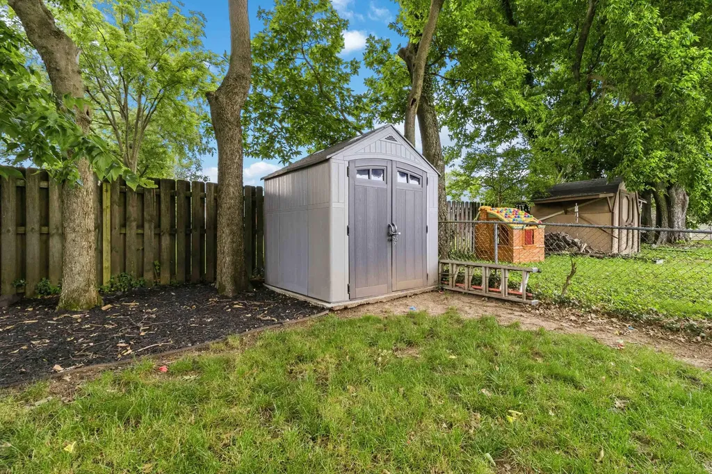 3885 Gladman Way Lexington KY 40514