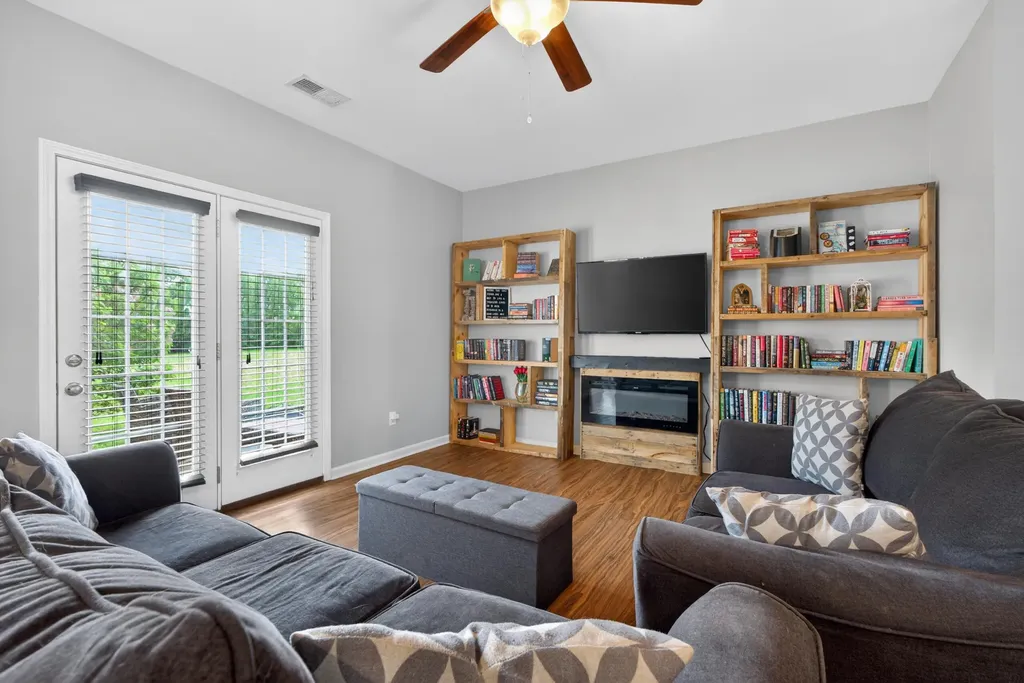 149 Wysteria Lane Georgetown KY 40324