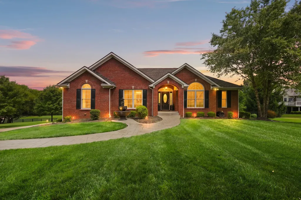 1205 Stoneridge Road Lawrenceburg KY 40342