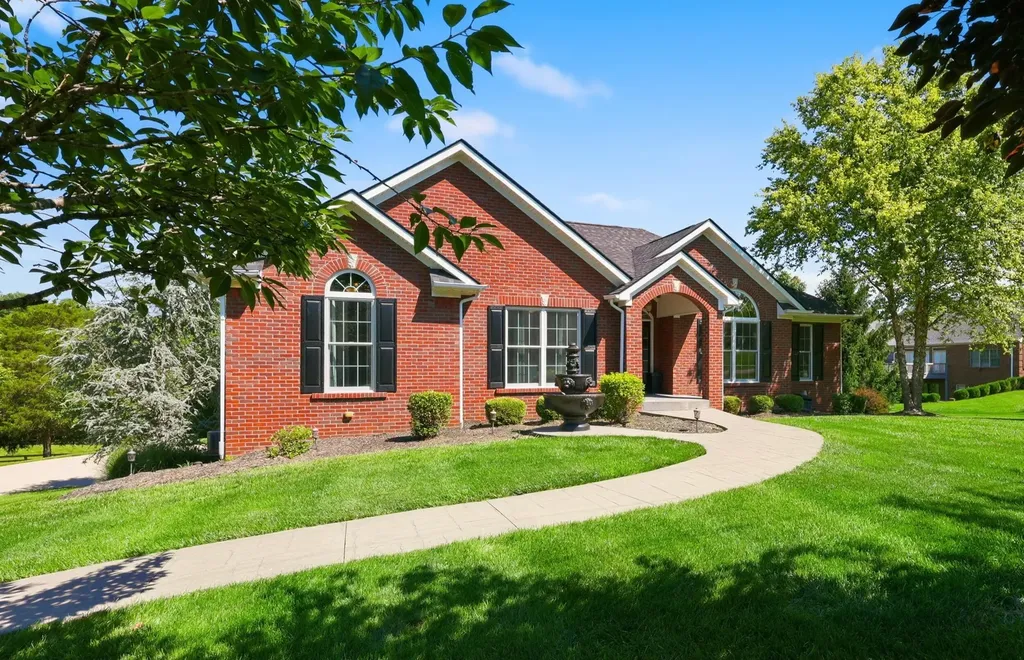 1205 Stoneridge Road Lawrenceburg KY 40342