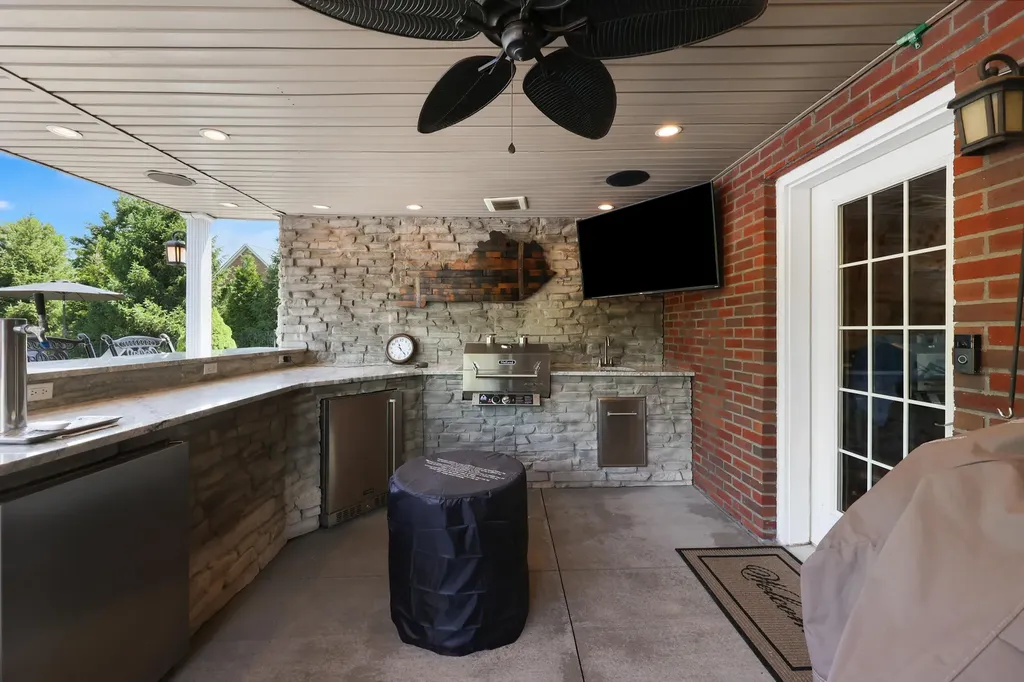 1205 Stoneridge Road Lawrenceburg KY 40342