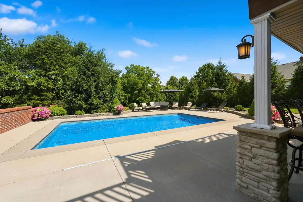 1205 Stoneridge Road Lawrenceburg KY 40342