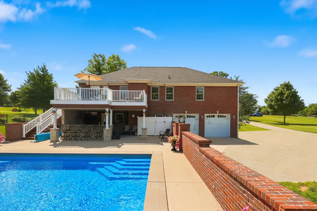 1205 Stoneridge Road Lawrenceburg KY 40342
